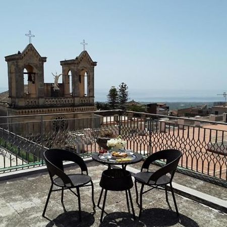 B&B La Giara Piedimonte Etneo Exteriör bild